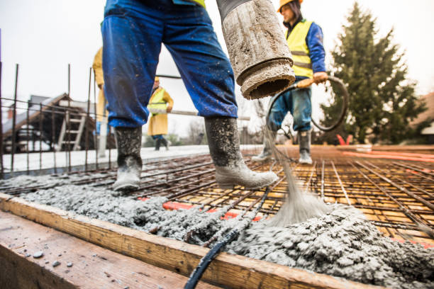 Best Driveways & Floors  in Meiners Oaks, CA